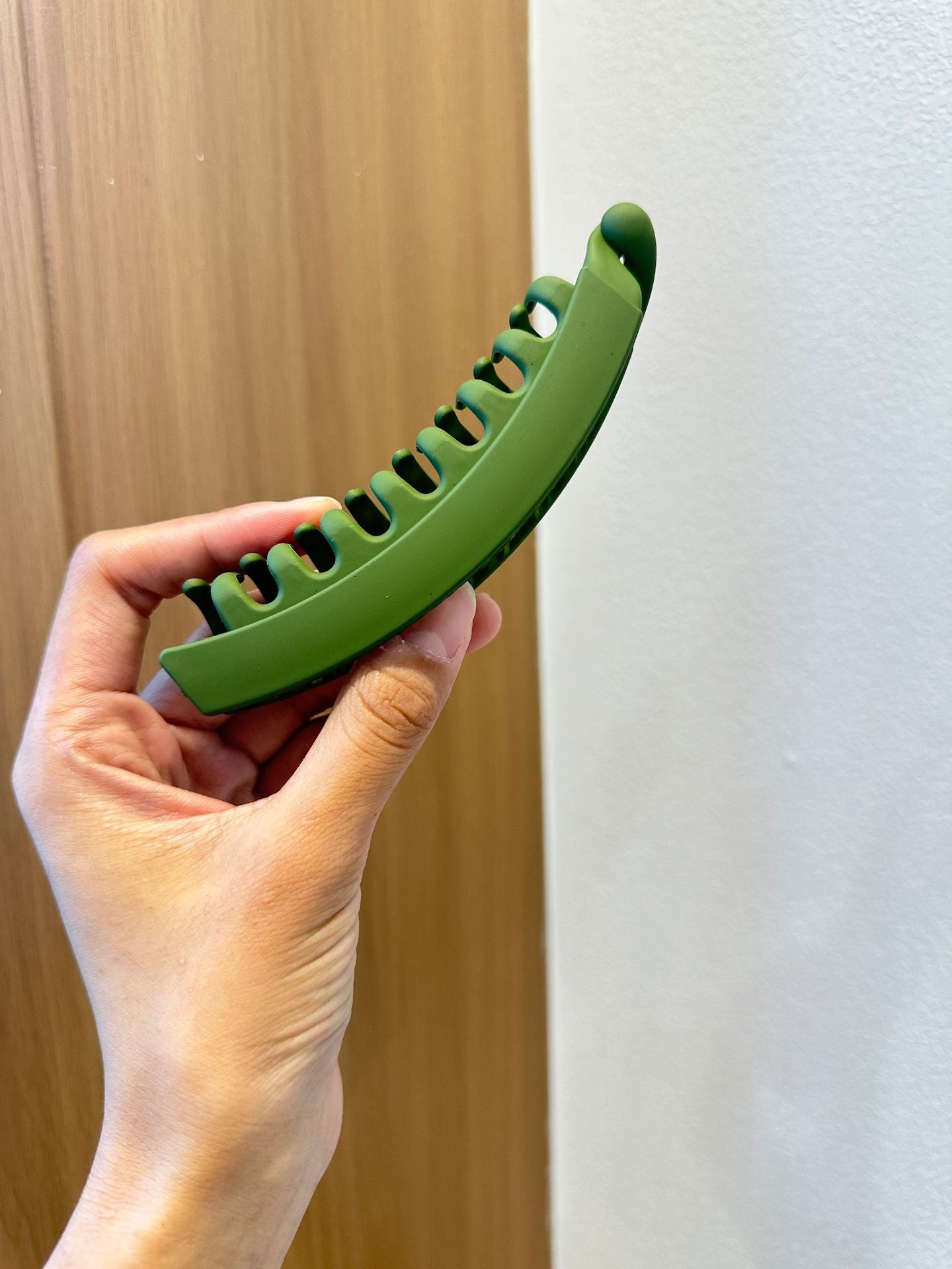 13cm Large Banana Clip – Elegant Claw Hair Clip for Thick Hair | 25 Colors