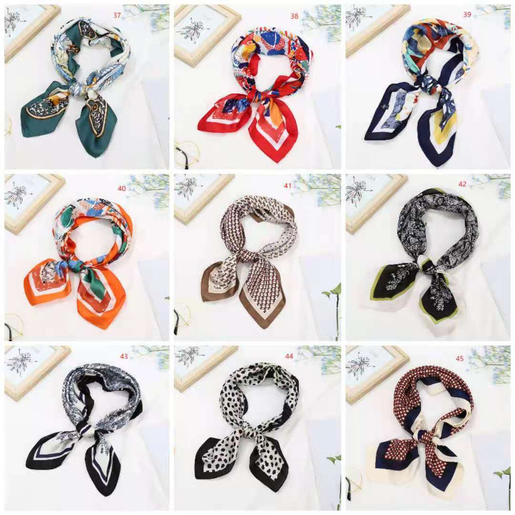 Korean Silk Square Scarf 70×70 cm – Retro Printed Women's Fashion Scarf
