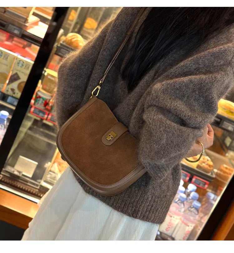Genuine Cowhide Leather Shoulder Bag – Soft, Structured & Timeless