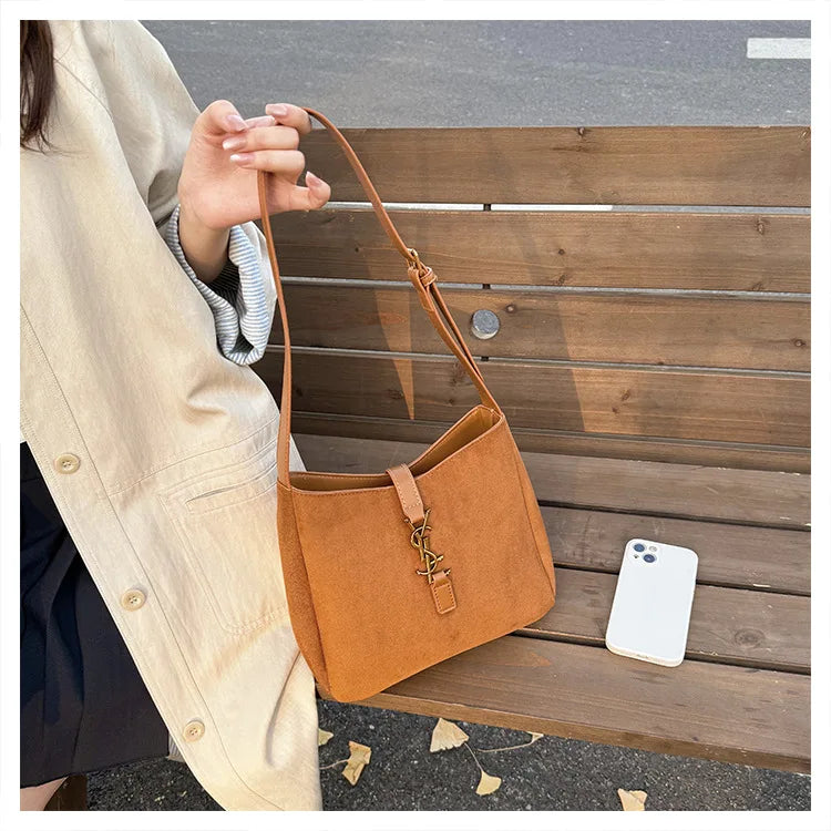 Luxe Faux Leather Bucket Bag – Large Capacity Hobo Shoulder Bag for Women