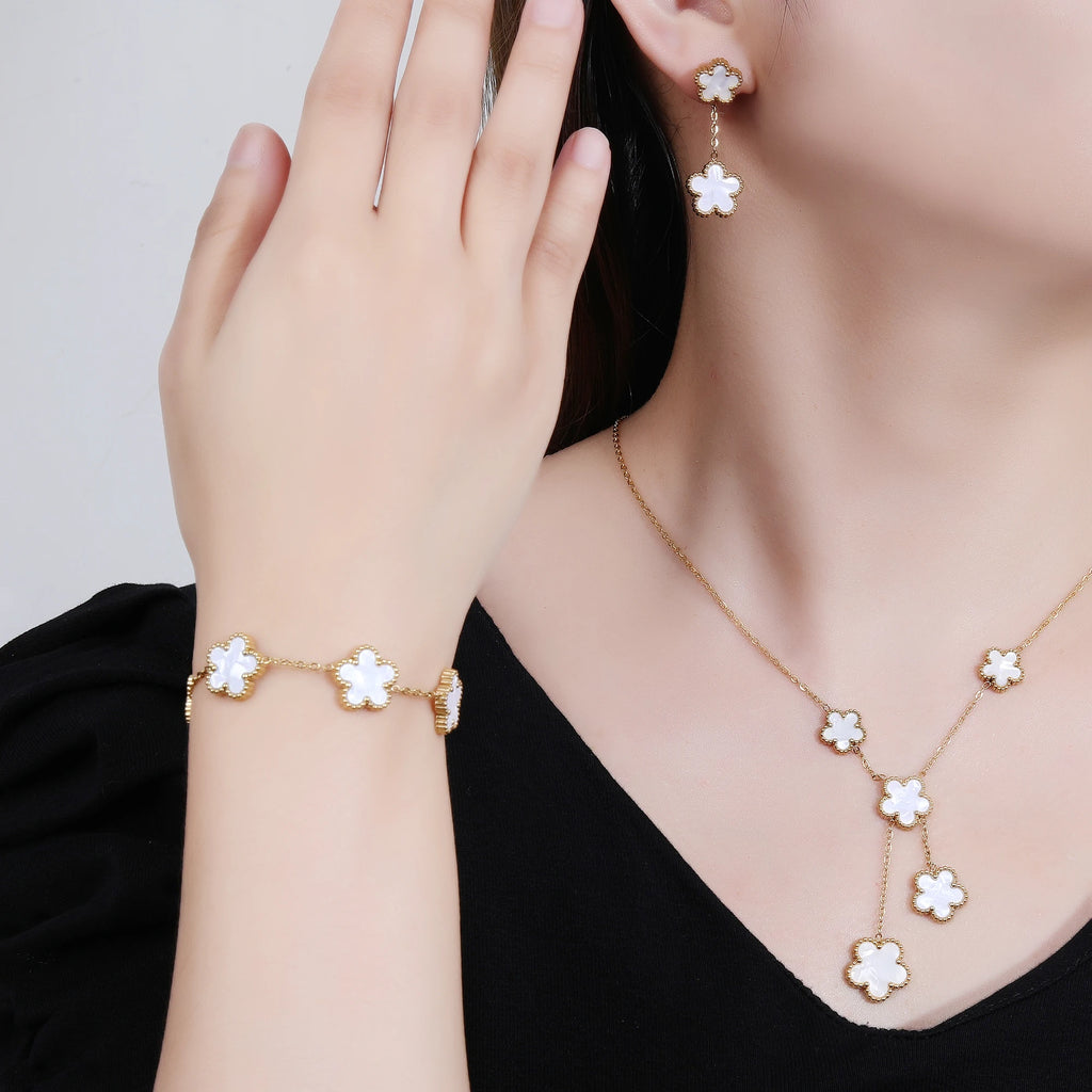 18K Gold Plated Flower Jewelry Set | 3-Piece Necklace Earrings Bracelet | Stainless Steel | Women's Fashion Gift