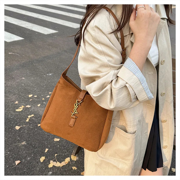Luxe Faux Leather Bucket Bag – Large Capacity Hobo Shoulder Bag for Women