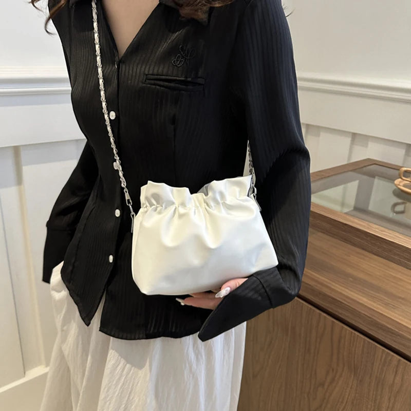 Chic Chain Bucket Bag – Women's Crossbody & Shoulder Bag