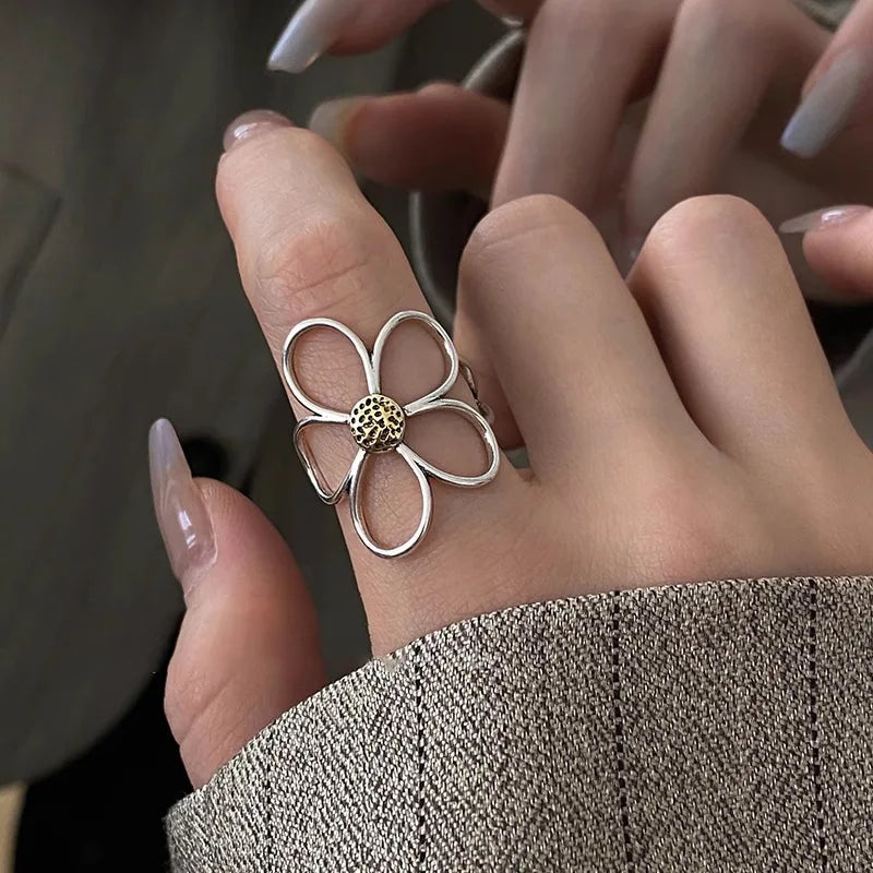 925 Sterling Silver Flower Ring for Women | Hollow Retro Design | Allergy-Free | VENTFILLE Fine Jewelry