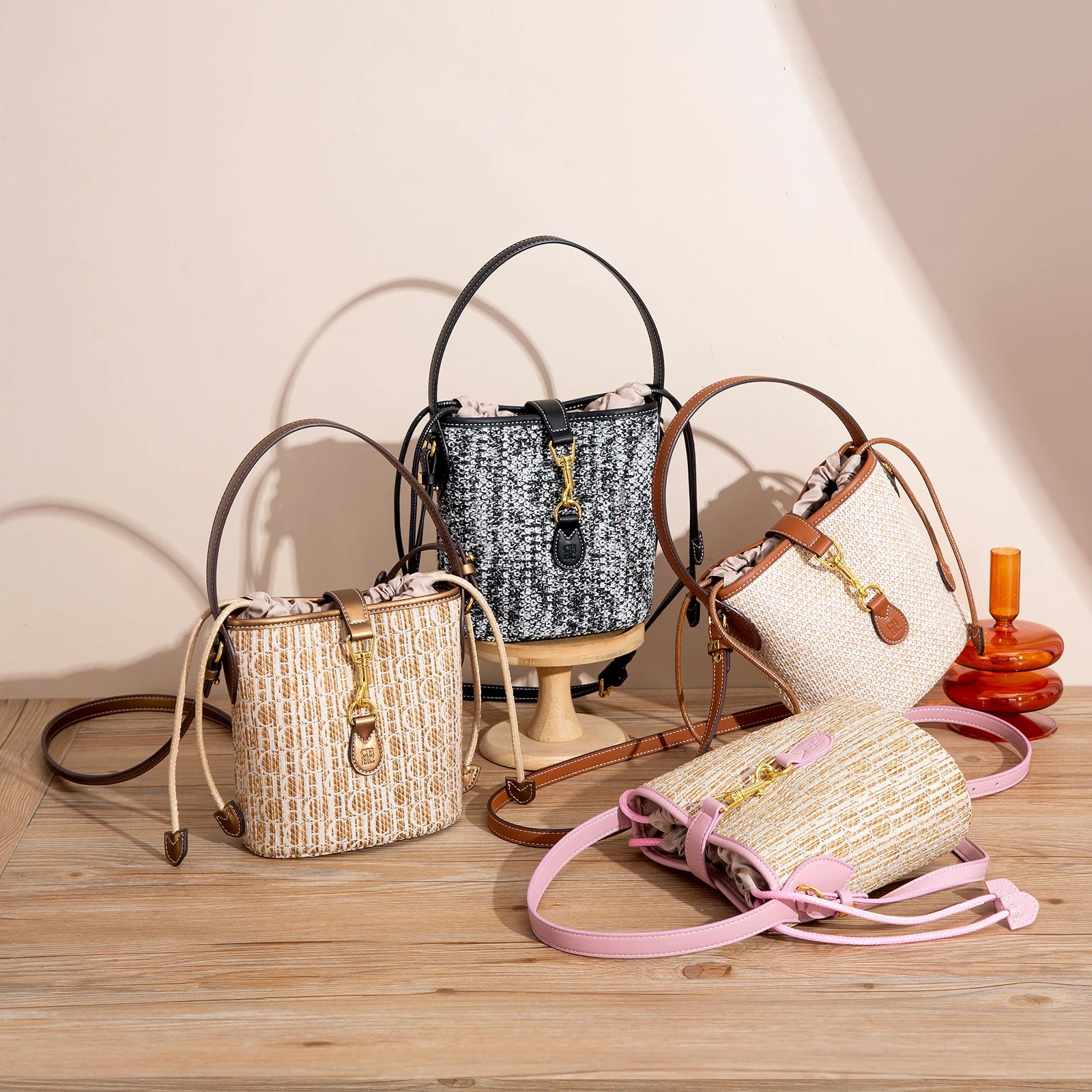 CHCH Women's Shoulder Woven Handbag