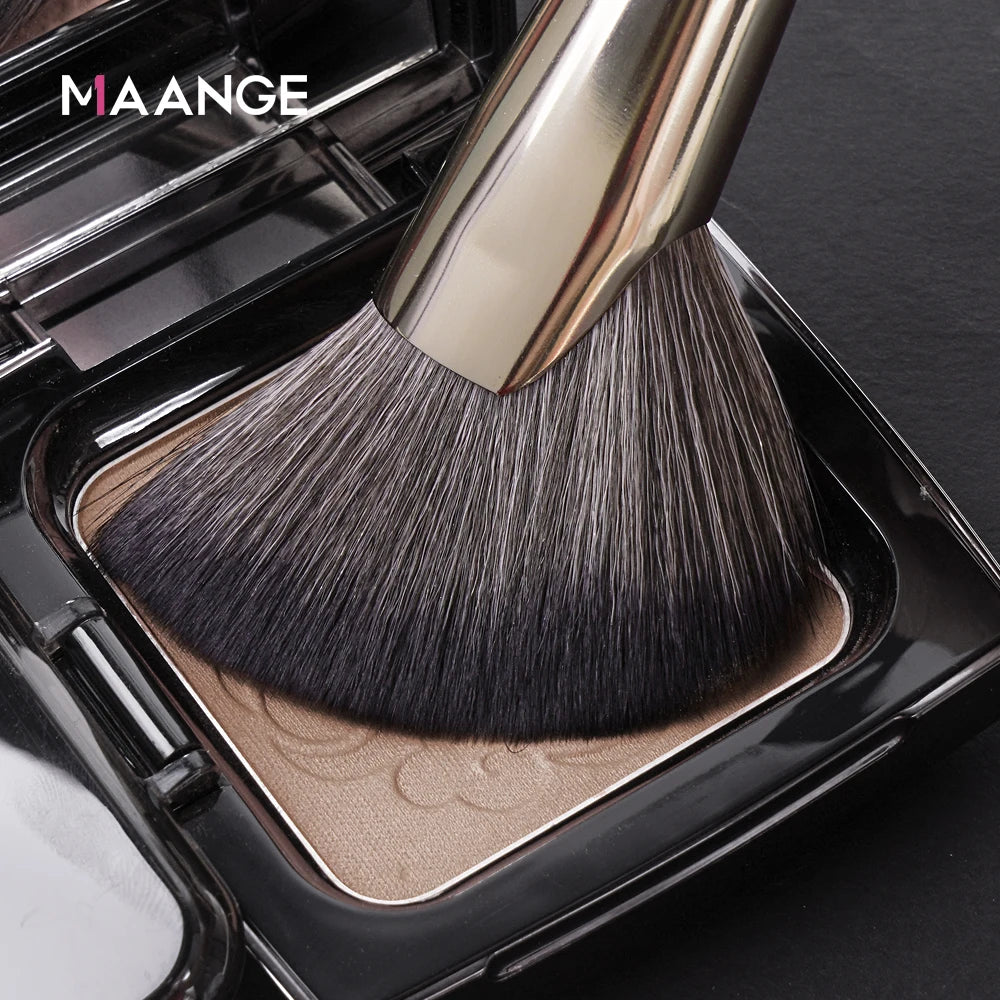 MAANGE Dense Blush Bronzer Brush Angled Makeup Brush Premium