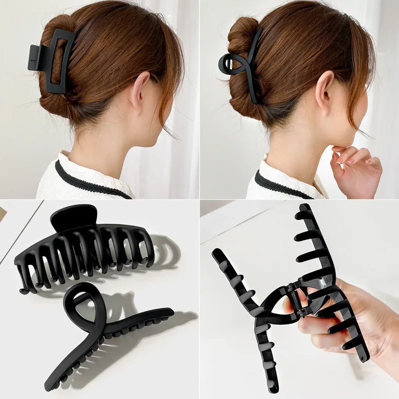 Women Elegant Black Geometric Plastic Hair Claw