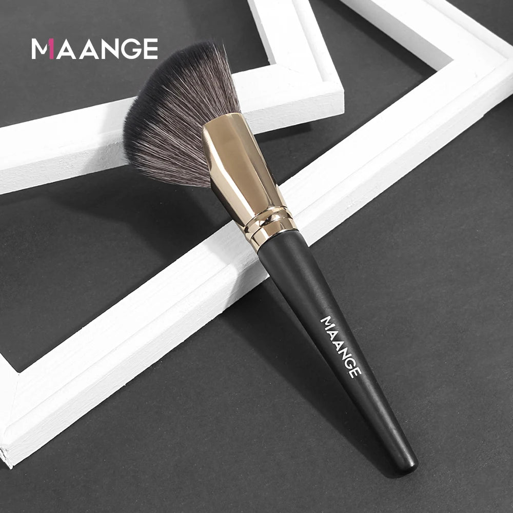 MAANGE Dense Blush Bronzer Brush Angled Makeup Brush Premium