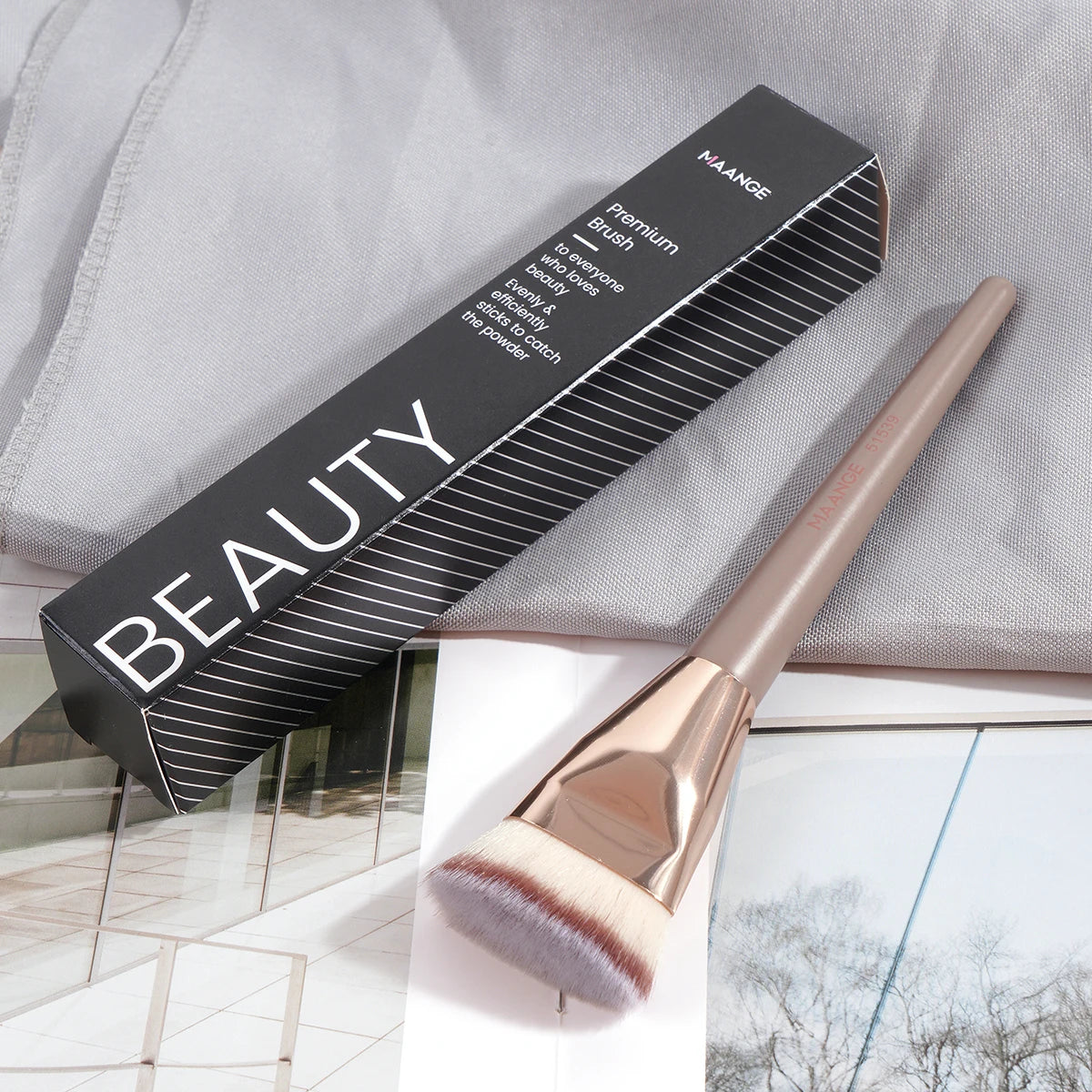 MAANGE Single Flat Round Tube Flat Head Foundation Brush