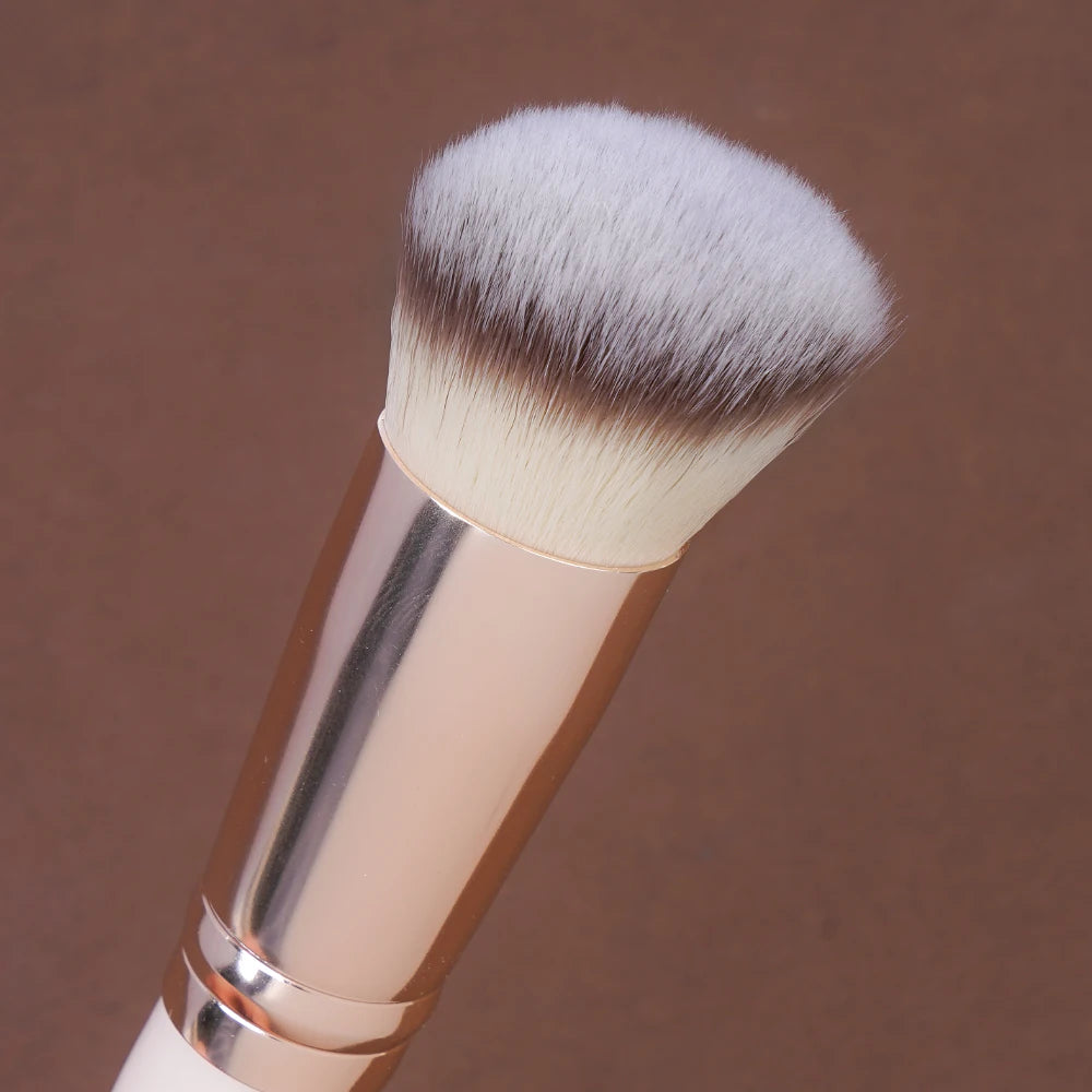 Maange 3Pcs Makeup Brushes + 2Pcs Triangle Powder Puff Set Concealer