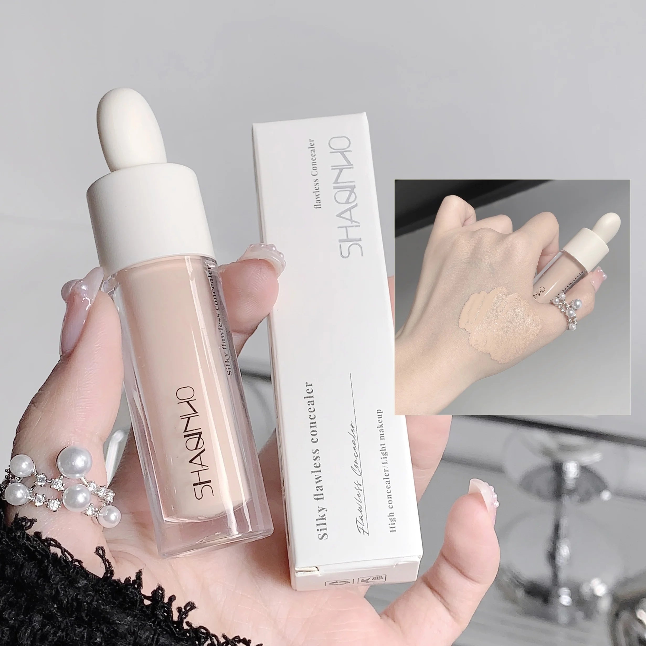 Flawless Finish Liquid Concealer – Full Coverage for Dark Circles, Blemishes & Freckles