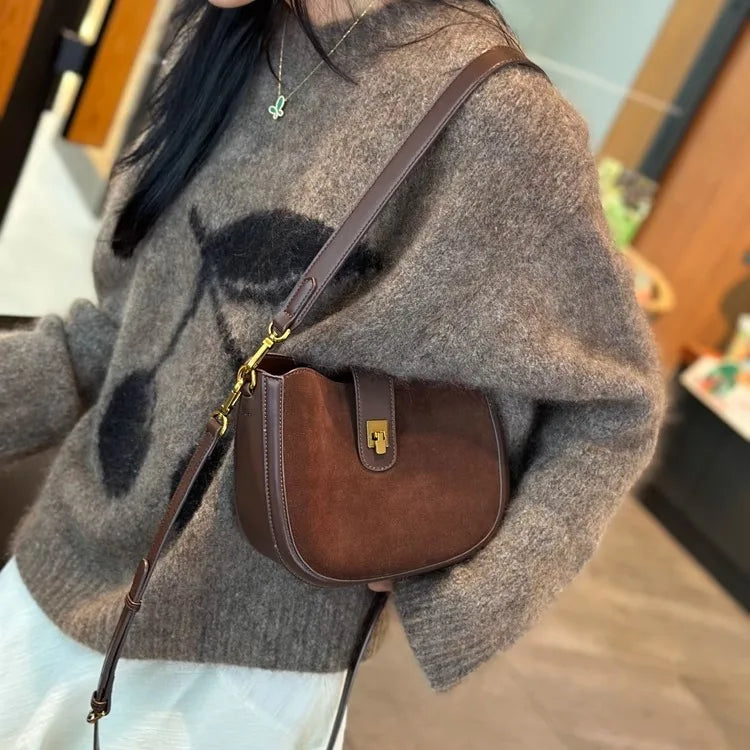 Genuine Cowhide Leather Shoulder Bag – Soft, Structured & Timeless