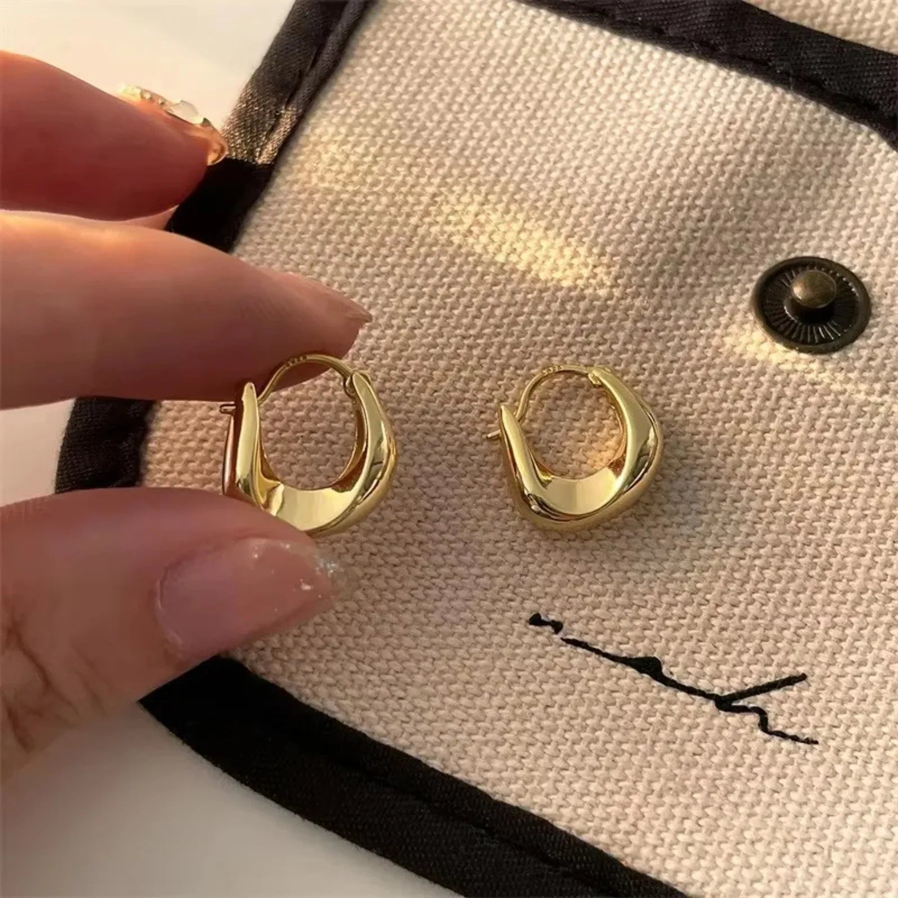 925 Sterling Silver Hoop Earrings — Versatile Everyday Fine Jewelry for Women