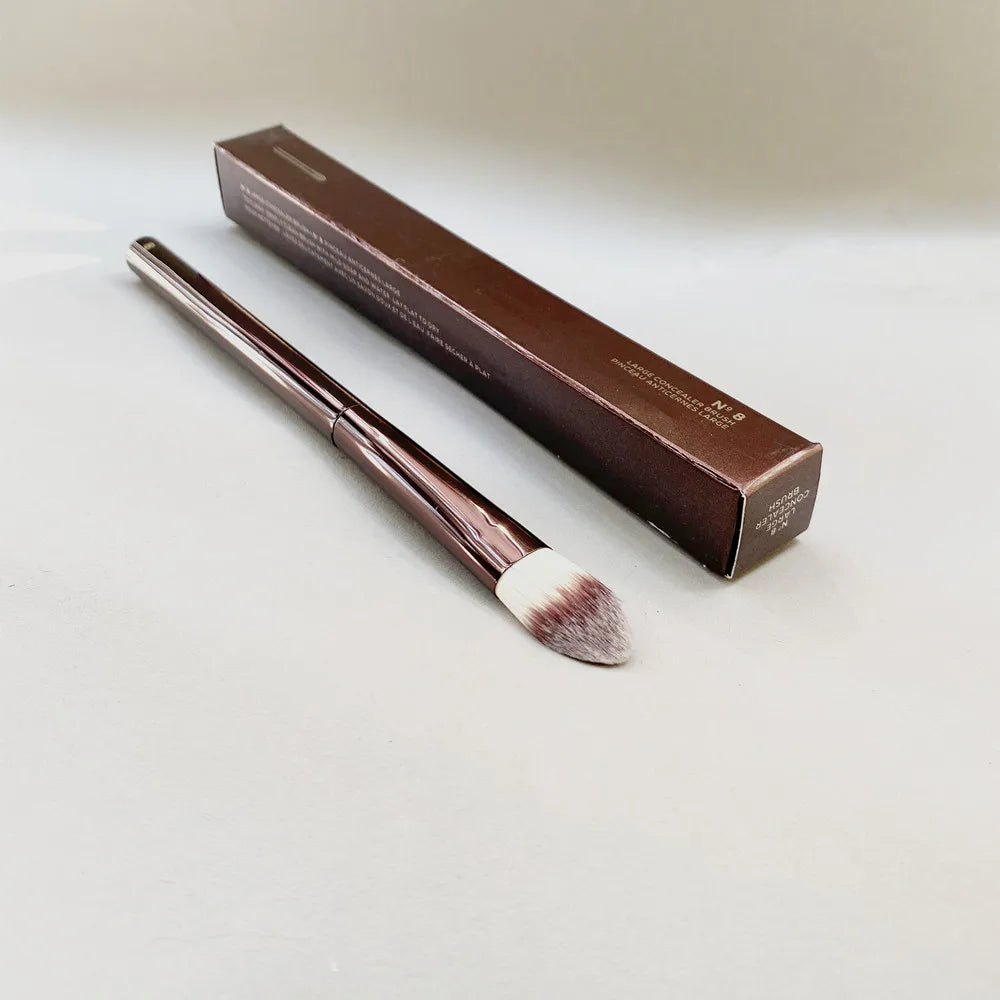 Hourglass Eye Makeup Brushes Small Eyeshadow