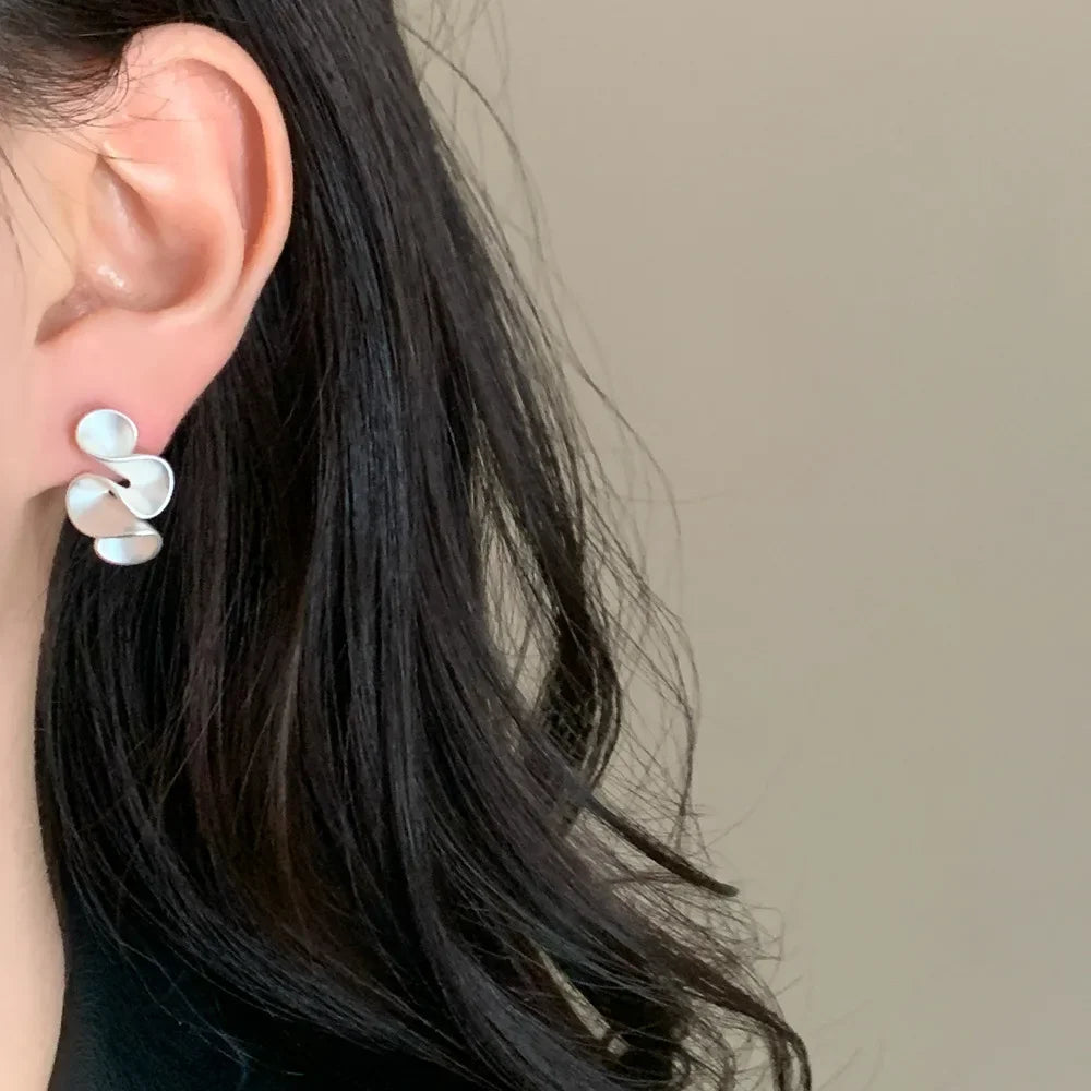 Sterling Silver Twisted Flower Stud Earrings — 18K Gold Plated, Minimalist Fine Jewelry