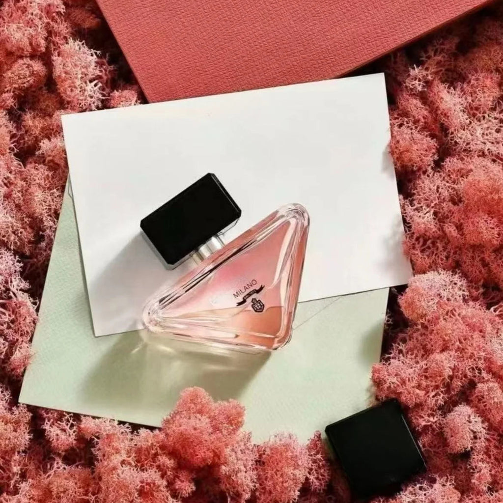 90ML Classic Brand Perfume Spray Long-lasting Fragrance Warm Woody Amber Notes Soft Sensual Suitable Gifting Commuting  Dates Nanasbeautyholic