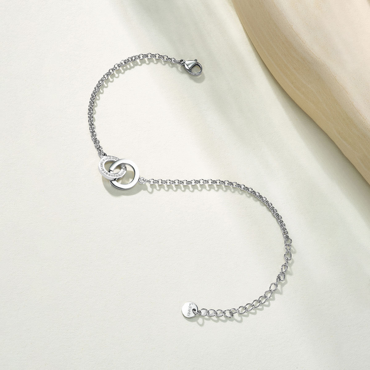 Rhinestone Interlocking Bracelet – Titanium Steel Geometric Bangle